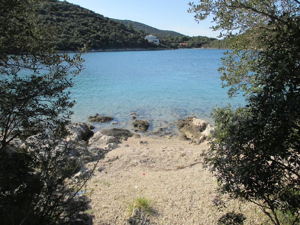 Relax Tiny Villas 40 Meters Of The Beach Zrnovo Buitenkant foto